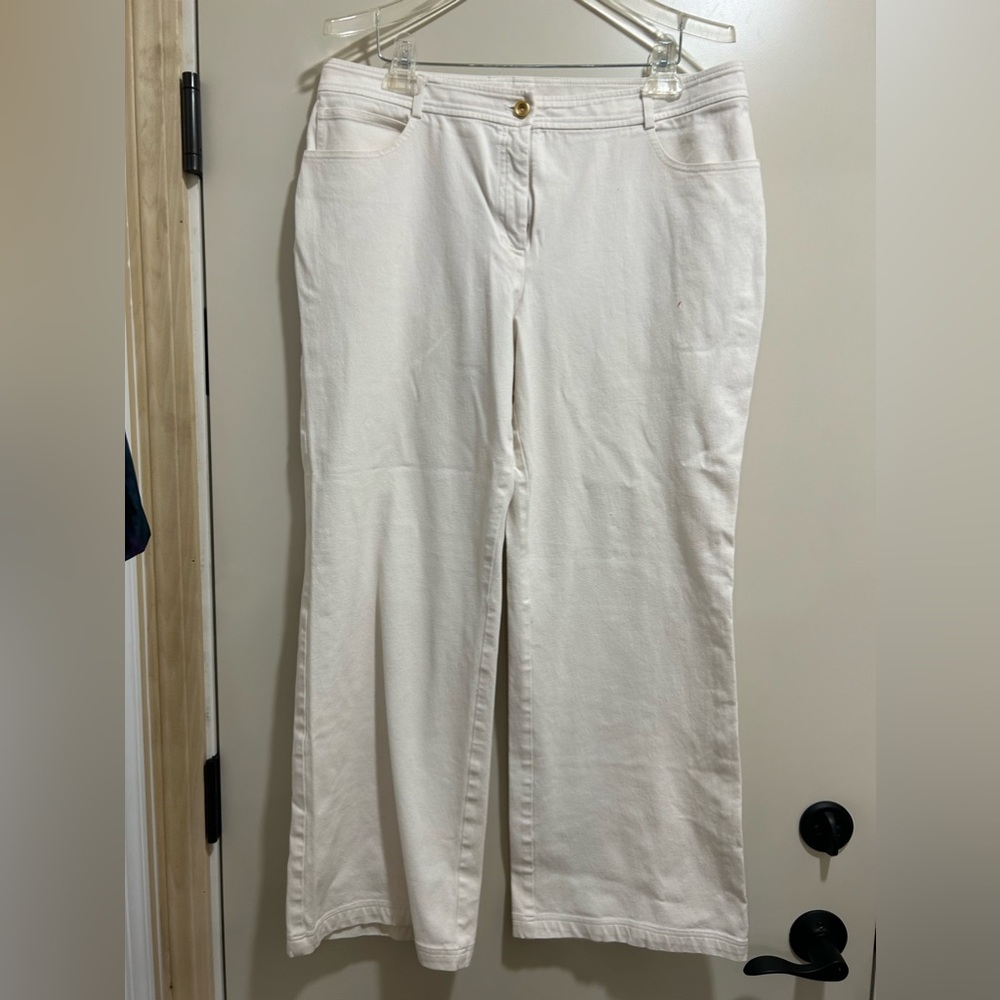St. John White Pants in Size 14